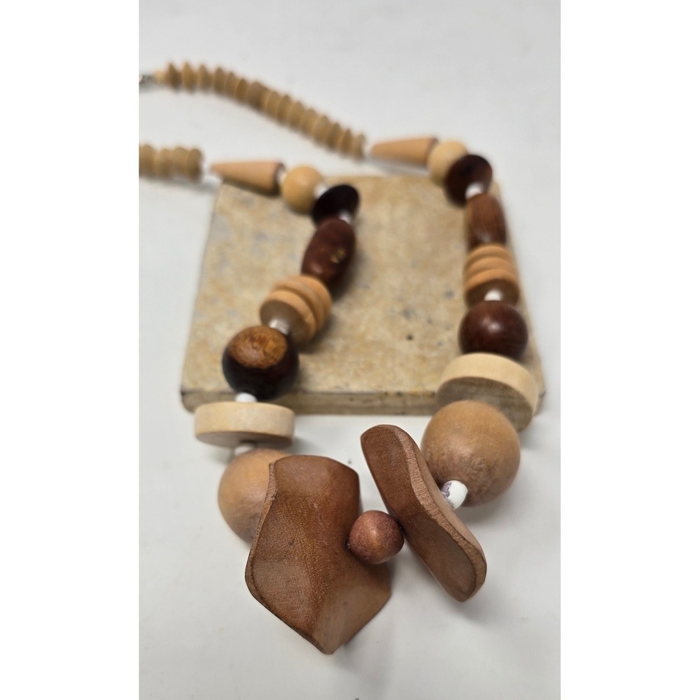 Vtg Y2K chunky wood bead statement necklace women brown earthy boho naturalist - Picture 3 of 8